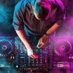 Become a DJ With TRAKTOR TUTORiAL