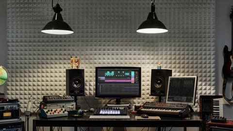How To Make A Track In 10 Minutes In Ableton TUTORiAL